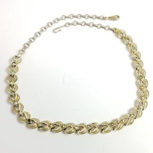 Vintage Coro Gold Tone Leaf Collar Necklace, Rhinestone, Retro 60s Style